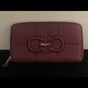 Salvatore Ferragamo Leather Continental Wallet